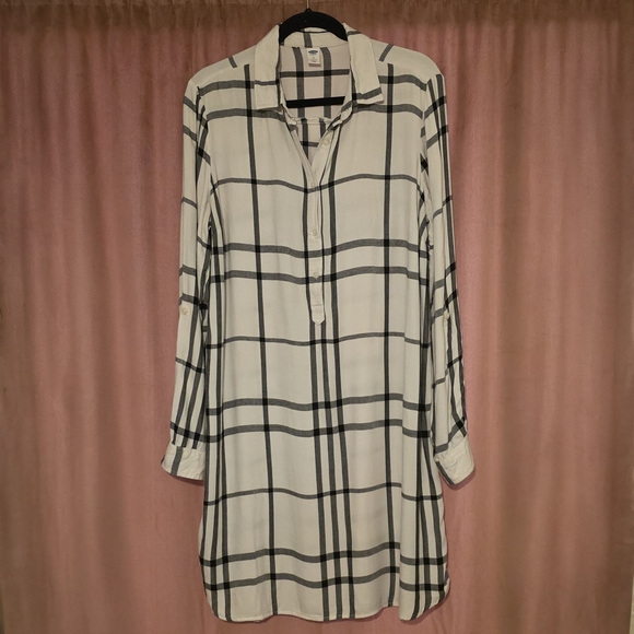 Old Navy Black and White Plaid Shirt Dress - Picture 1 of 5